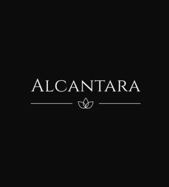 Alcantara- Modern Home With Hot Tub- Sleeps 10 Cromdale Exteriér fotografie